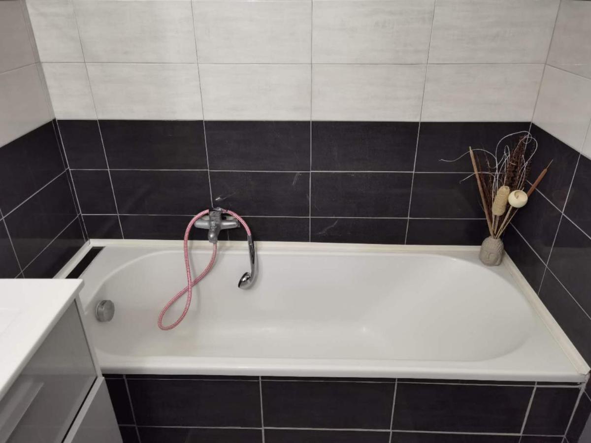 Antibes Home 2P 50M2 With Ac & Free Parking & 2 Balconies Екстериор снимка