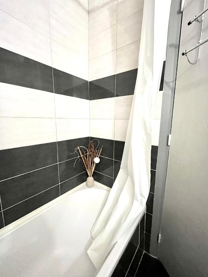 Antibes Home 2P 50M2 With Ac & Free Parking & 2 Balconies Екстериор снимка